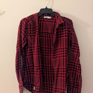 Hollister Red Plaid Women's Long Sleeve Shirt